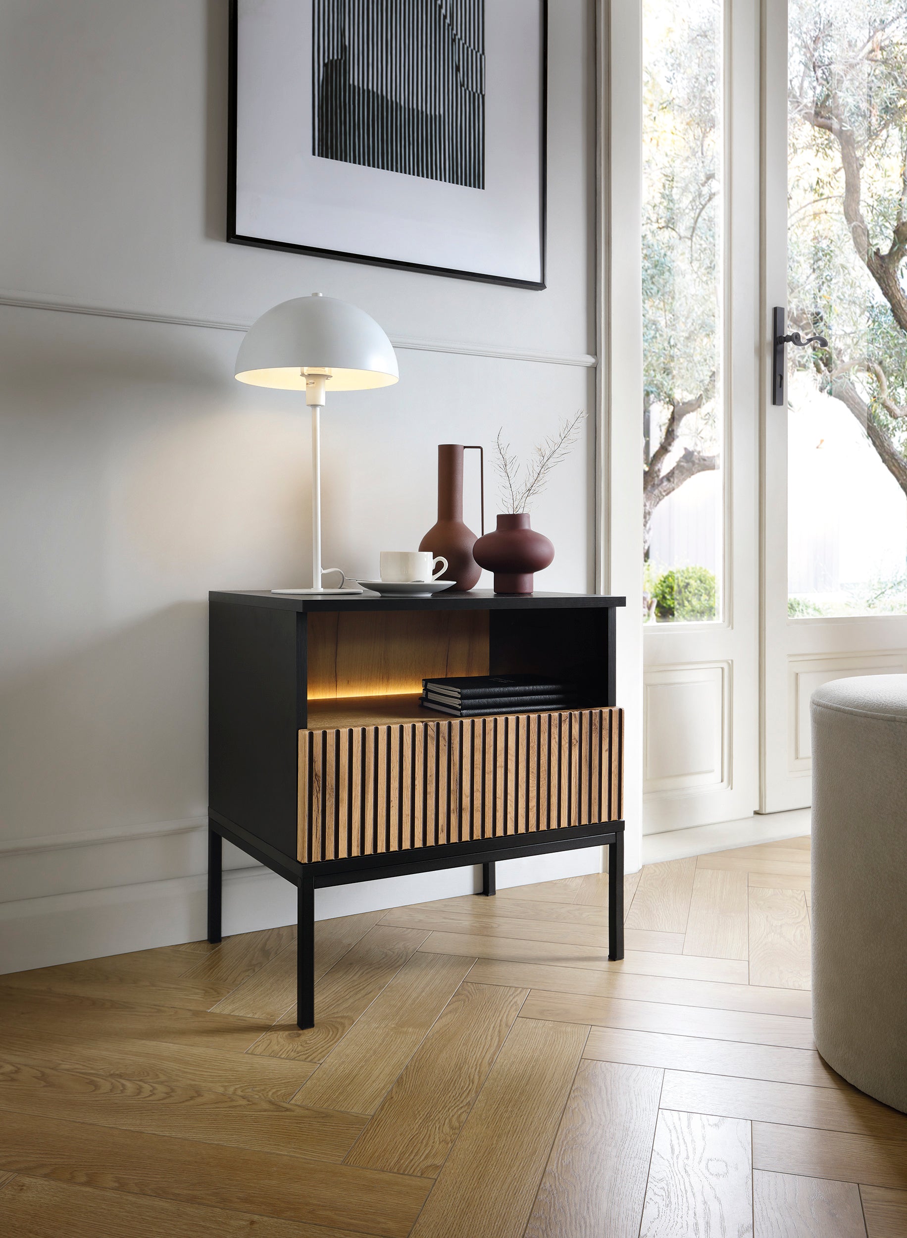 Sento Nightstand - Modern Simplicity with Functional Elegance