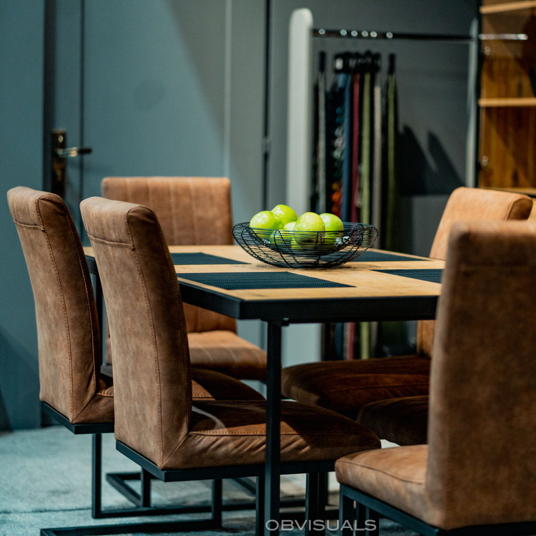 NE Loft Dining Table – 170 x 90 cm