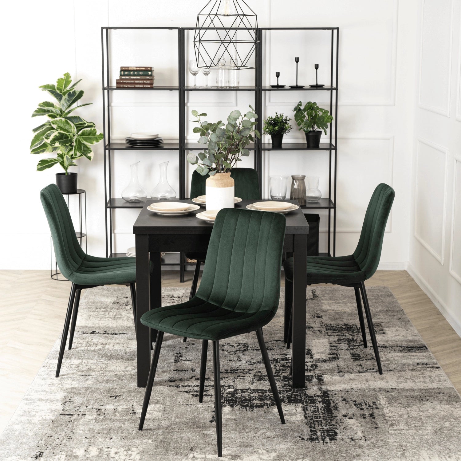 Elite IBIS Green Velvet Chair – Timeless Elegance & Comfort
