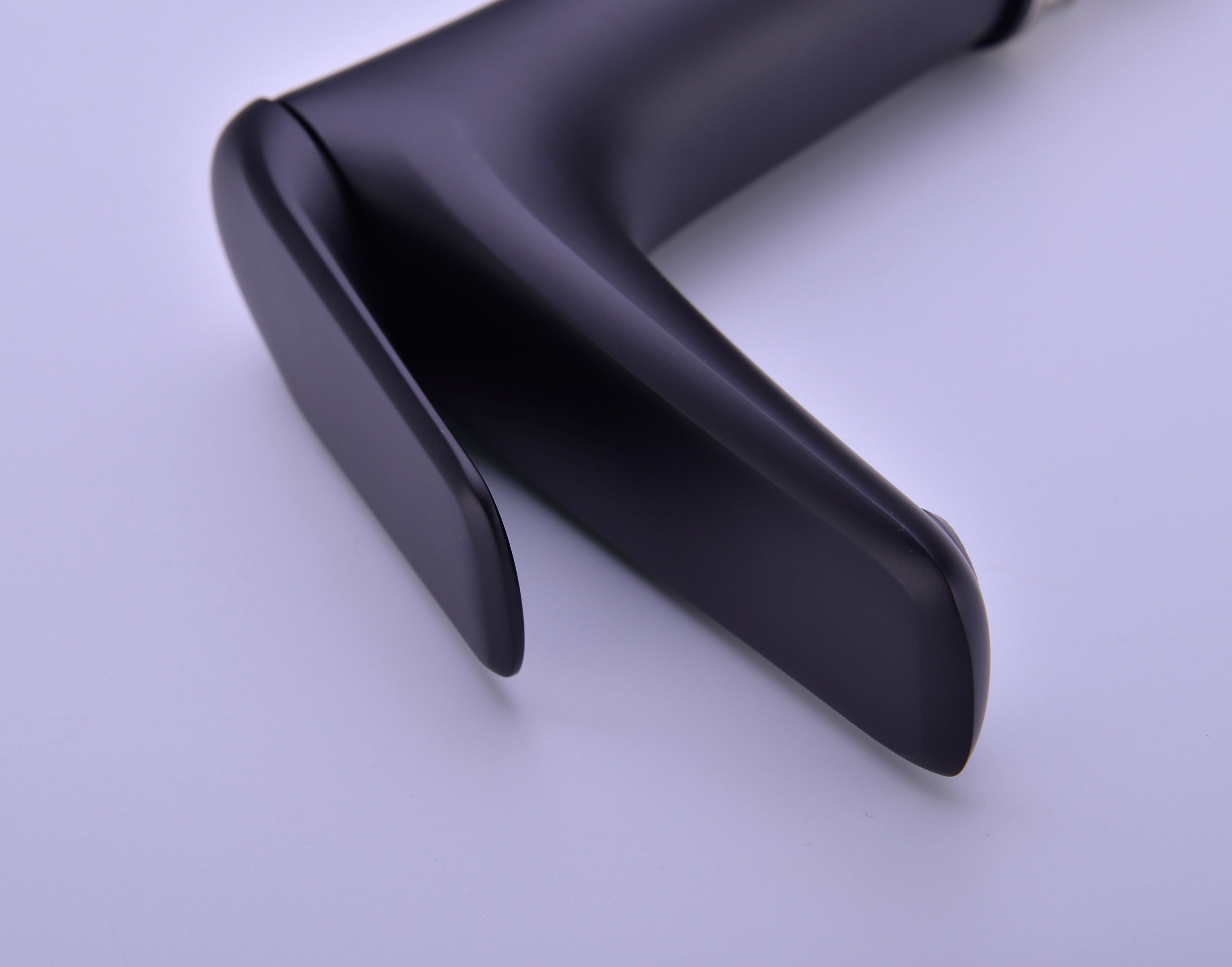 Niagara Low Basin Mixer Tap – Matt Black, 86001B