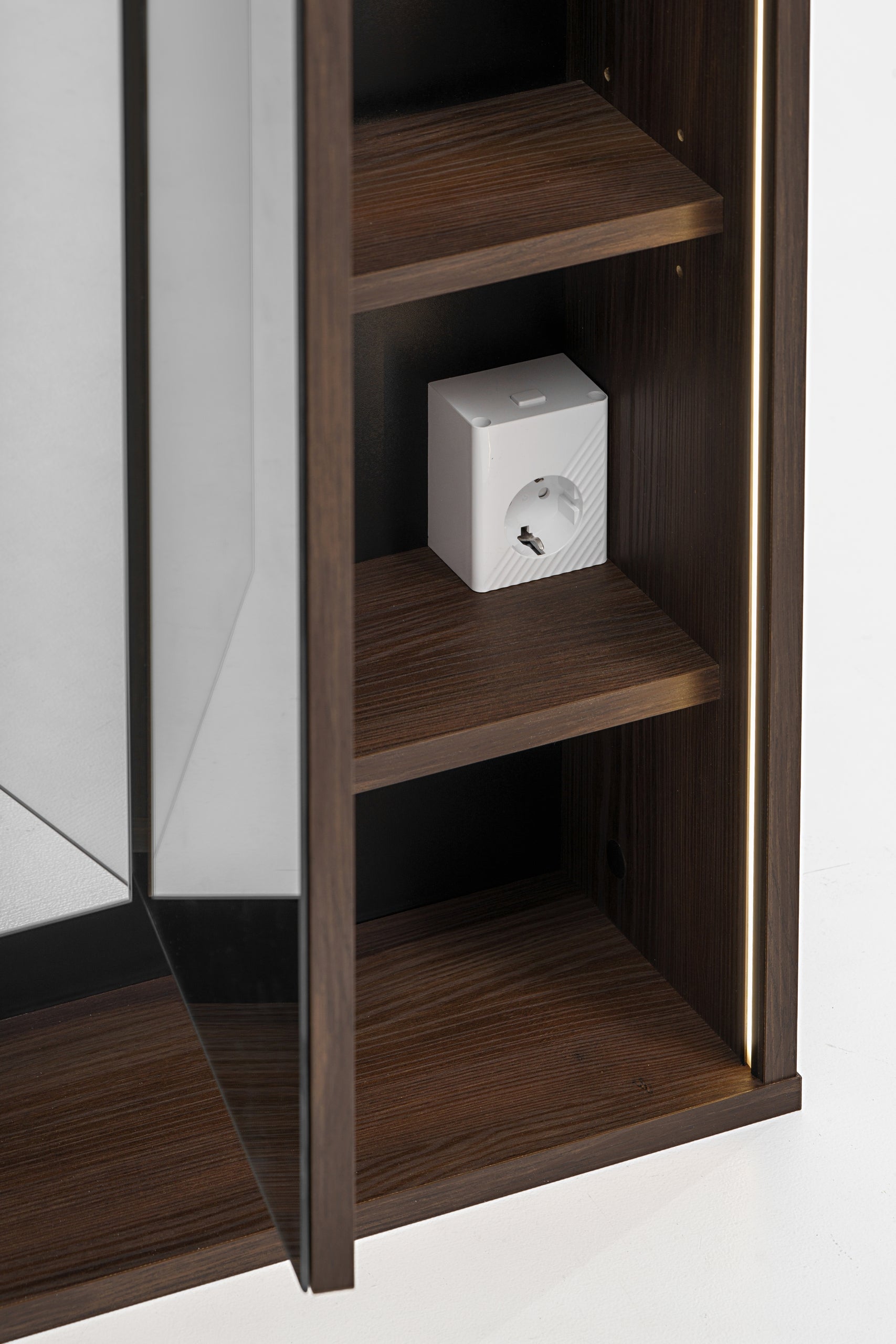 Dorothy Ristretto Mirror Cabinet 60 cm 2 Doors – Ristretto Oak