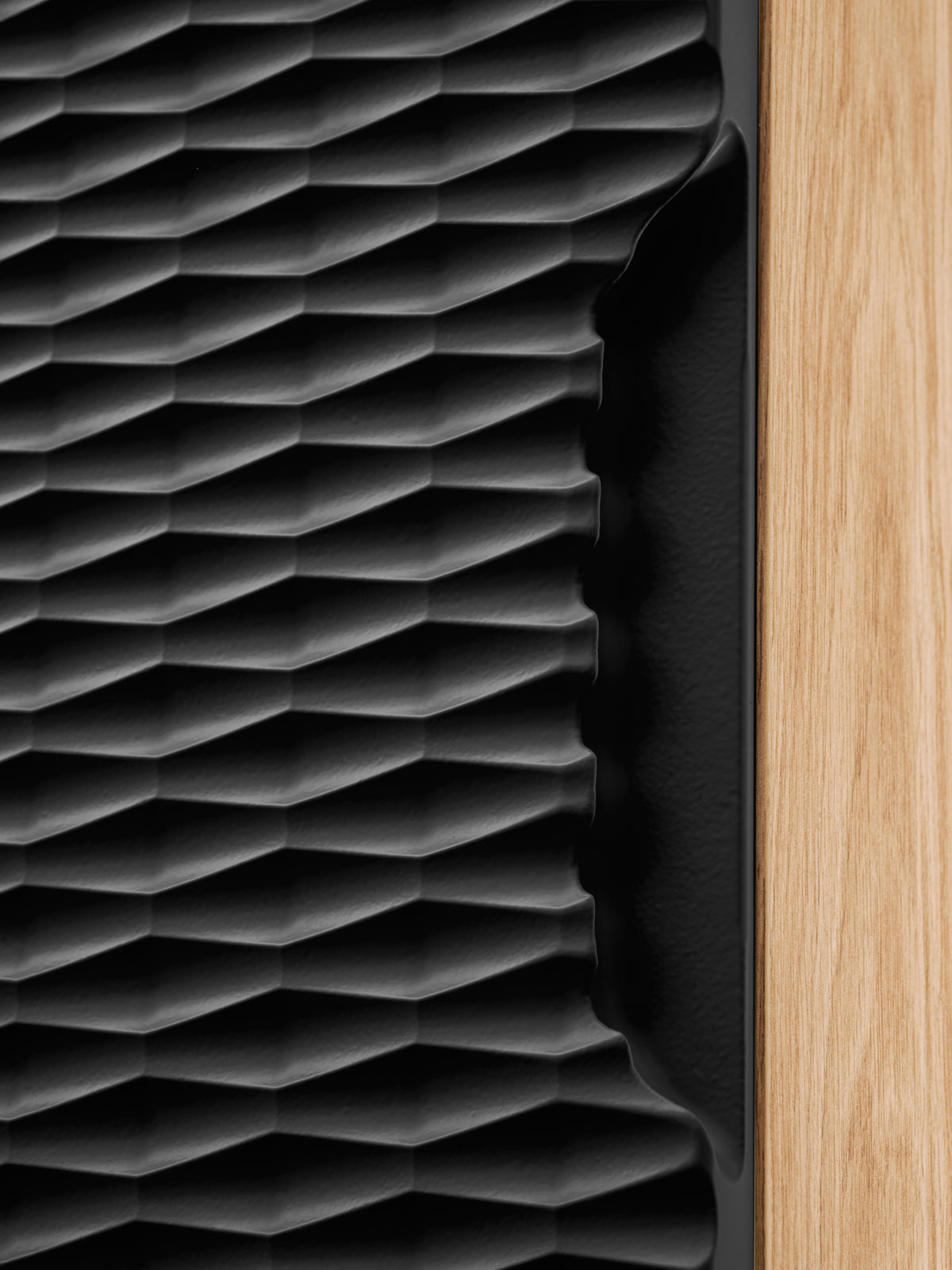 Ocean Tall Cabinet – Black Matt / Oiled Oak, 35 cm