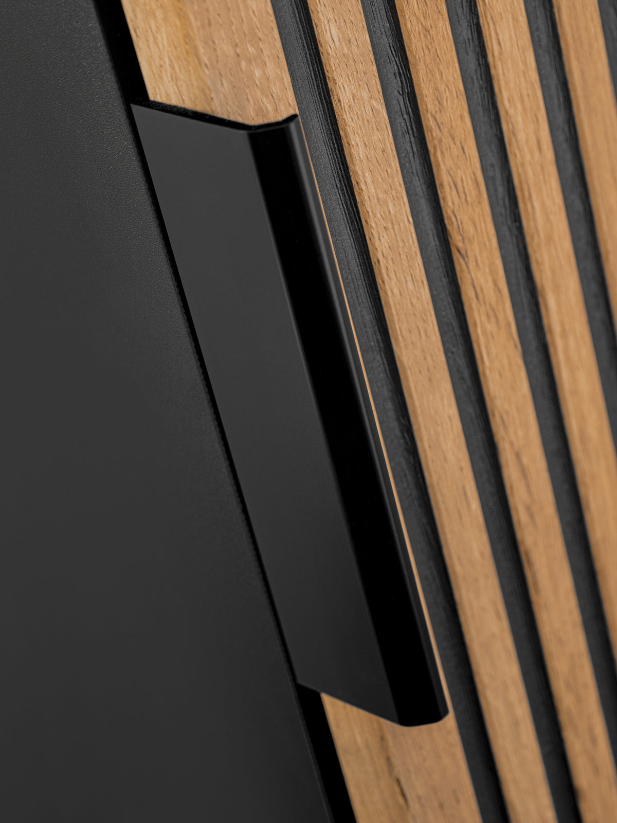 Xilo Tall Cabinet – Black / Wotan Oak, 35 cm