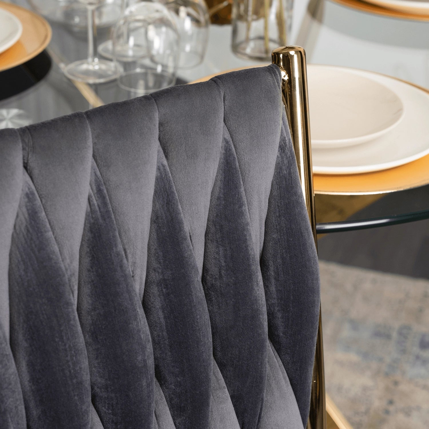 Elite DAN Chair – Gray Velvet & Gold Frame