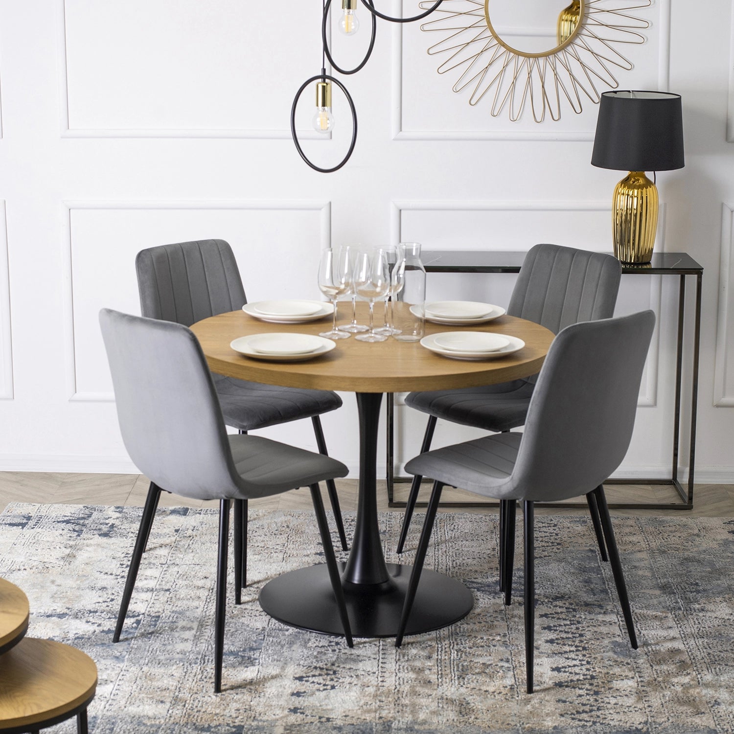 Elite LINO Round Dining Table – A Modern Statement Piece