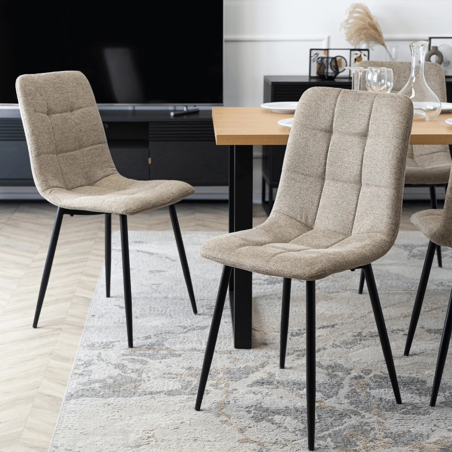 Elite VETTEL Dining Set – 120 cm Golden Oak/Black Table & 4 PERU 2 Beige Chairs